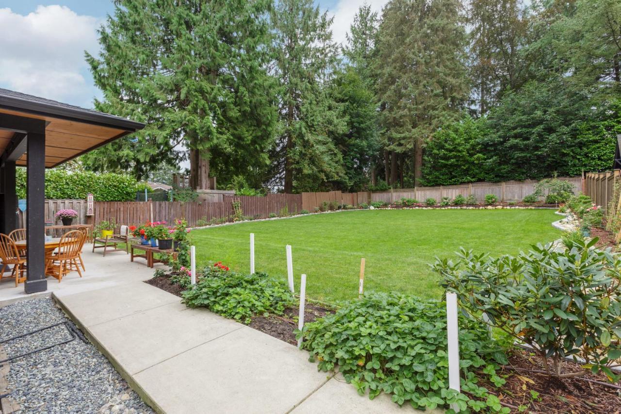 Tastefully Furnished And Newly Updated 2 Bd Central Lynn Valley North Vancouver Βίλα Εξωτερικό φωτογραφία