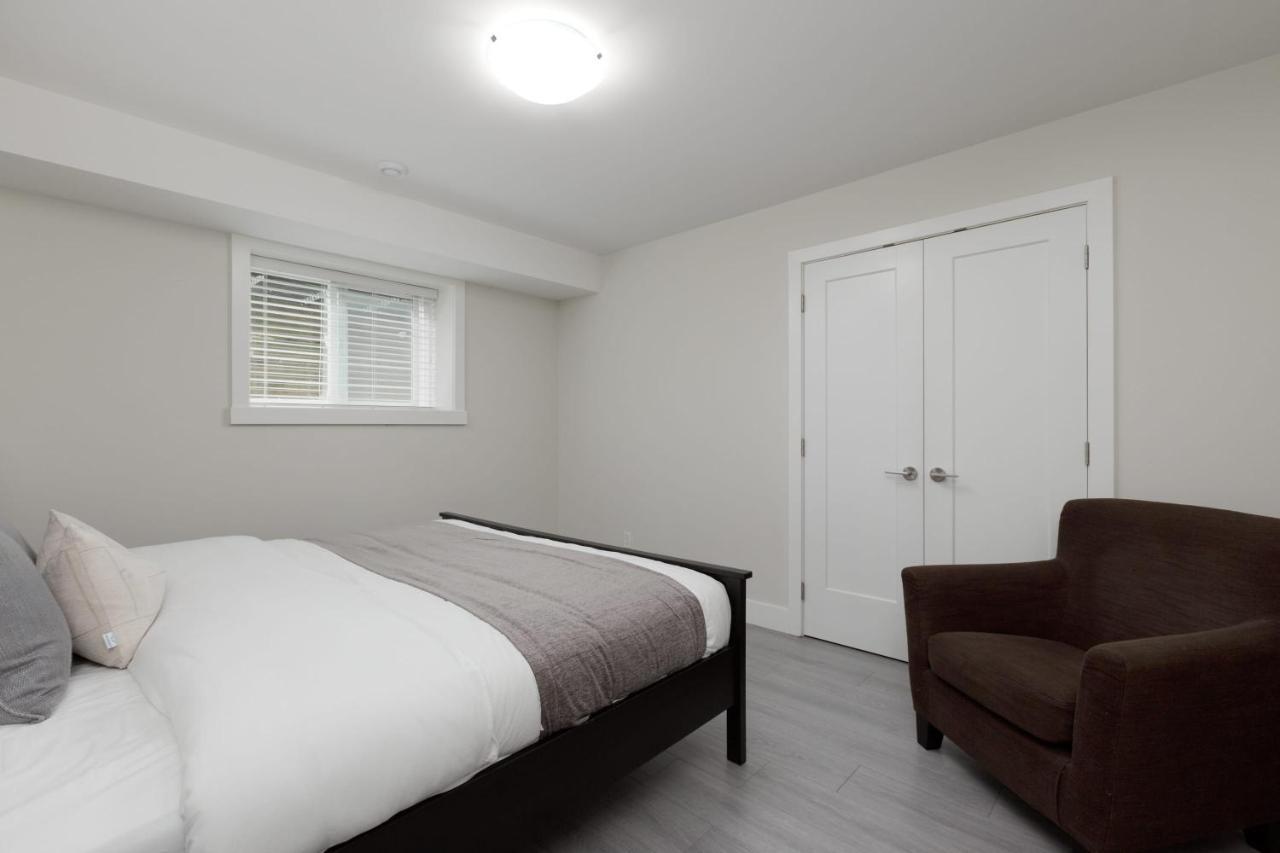 Tastefully Furnished And Newly Updated 2 Bd Central Lynn Valley North Vancouver Βίλα Εξωτερικό φωτογραφία