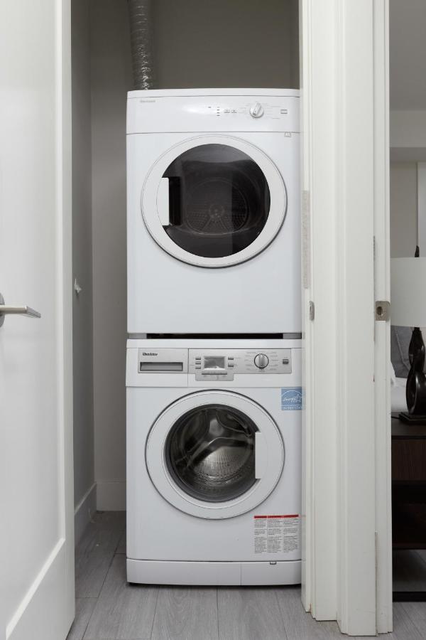 Tastefully Furnished And Newly Updated 2 Bd Central Lynn Valley North Vancouver Βίλα Εξωτερικό φωτογραφία